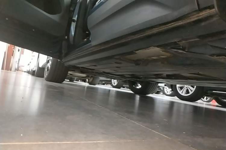 Used Volvo XC40 2021 T4 Four-Wheel Drive Smart Luxury Edition Left Side Sill
