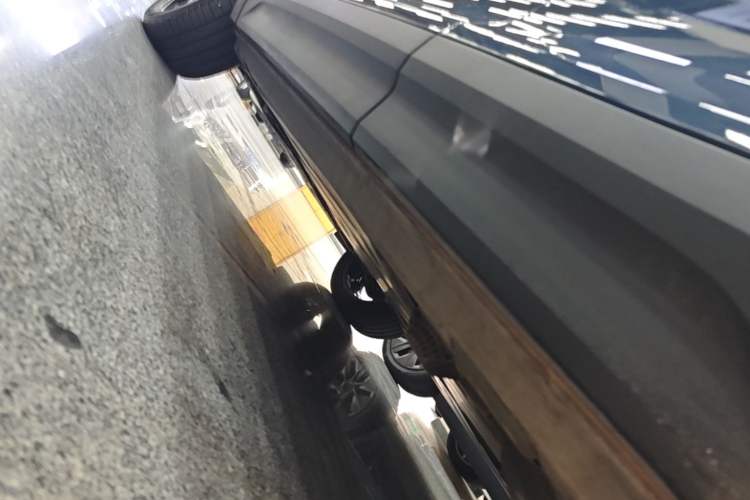 Used Volvo XC40 2021 T4 Four-Wheel Drive Smart Luxury Edition Left Side Sill