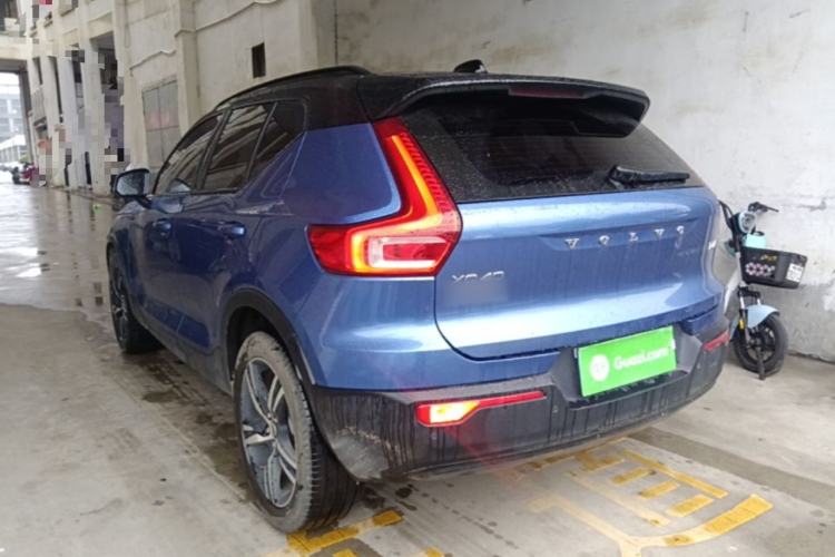 Used Volvo XC40 2021 T4 Four-Wheel Drive Smart & Sporty Edition Rear Left 45 Deg