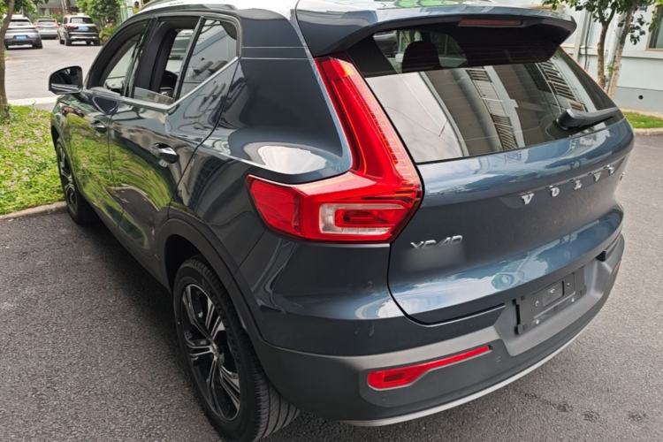 Used Volvo XC40 2021 T4 Four-Wheel Drive Smart Luxury Edition Rear Left 45 Deg