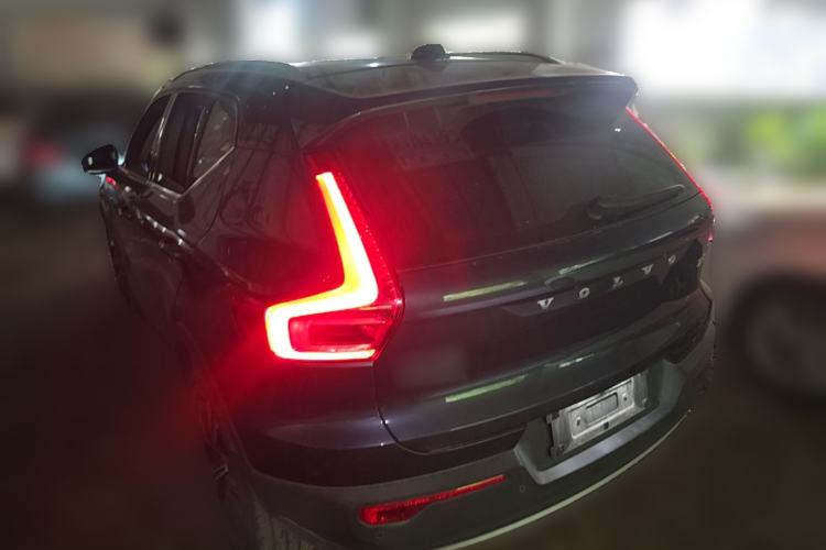 Used Volvo XC40 2021 T4 Four-Wheel Drive Smart Luxury Edition Rear Left 45 Deg