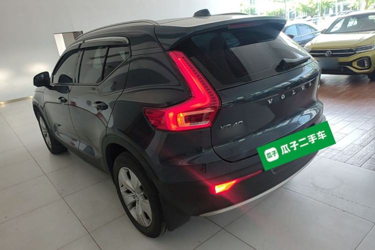 Used Volvo XC40 2021 T4 4x4 SmartDrive Fashion Edition Rear Left 45 Deg