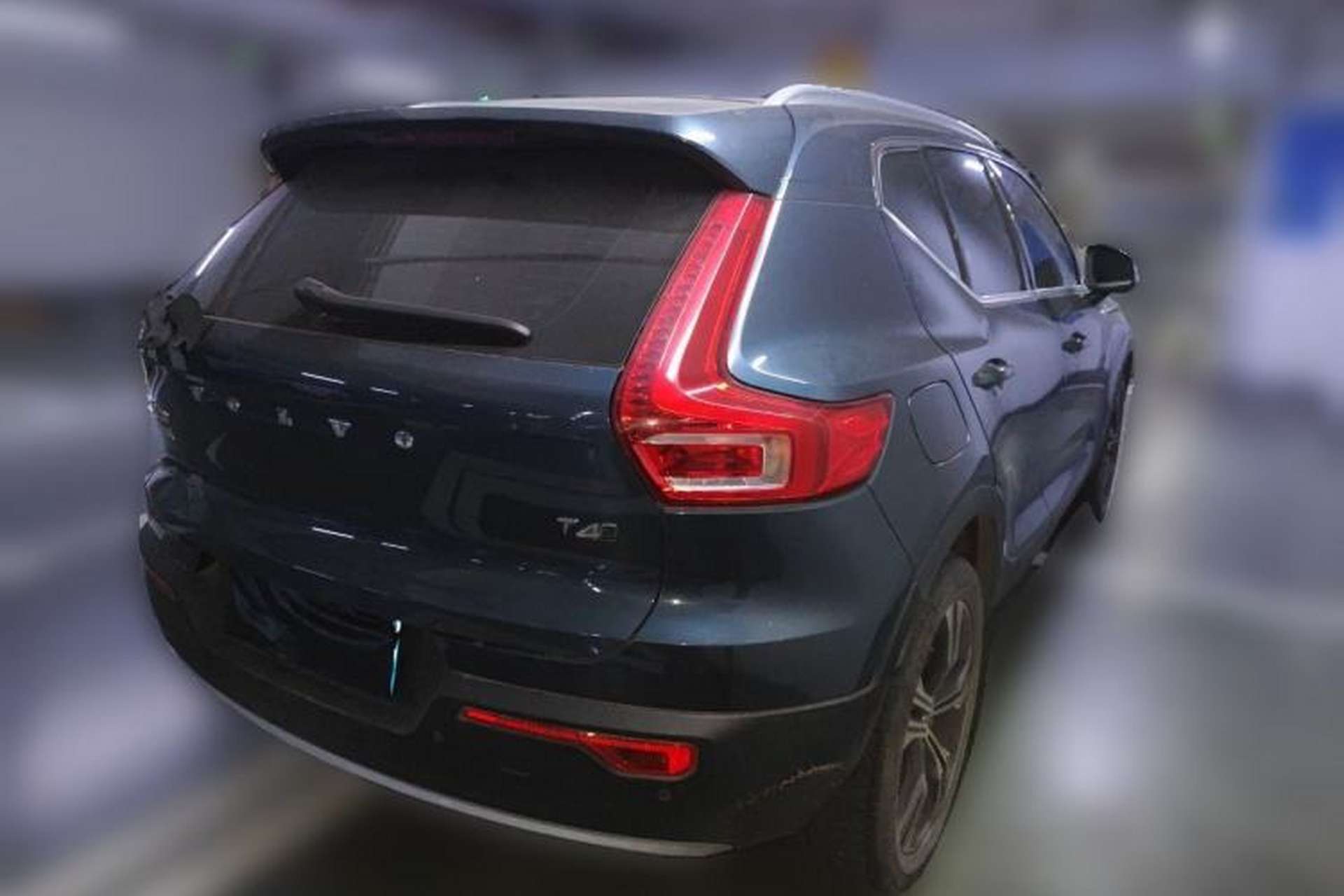 Used Volvo XC40 2021 T4 Four-Wheel Drive Smart Luxury Edition Rear Right 45 Deg