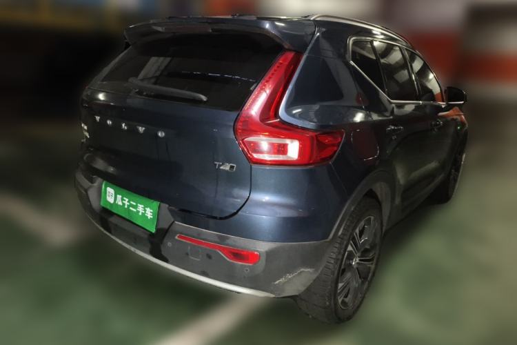 Used Volvo XC40 2021 T4 Four-Wheel Drive Smart Luxury Edition Rear Right 45 Deg