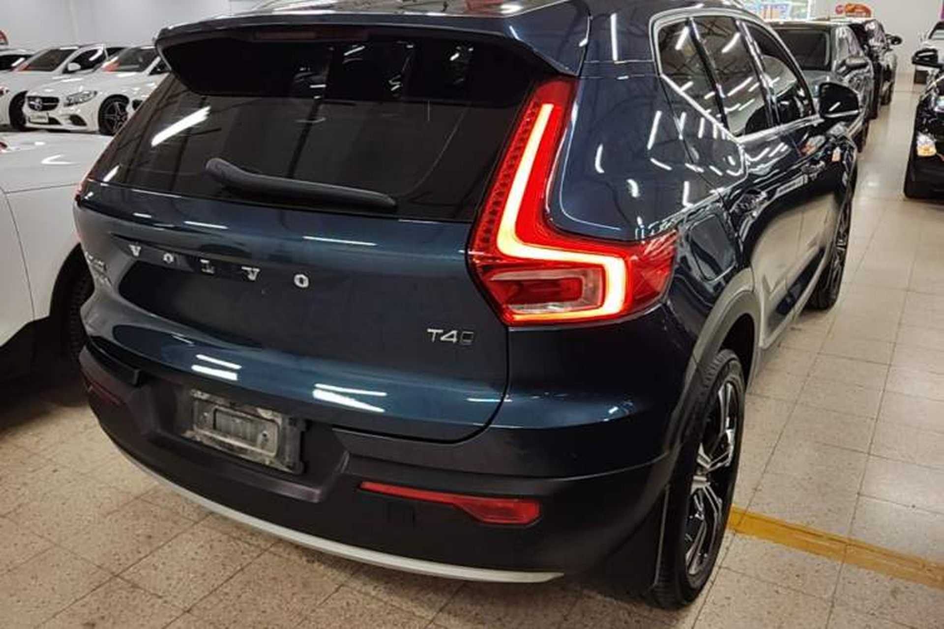 Used Volvo XC40 2021 T4 Four-Wheel Drive Smart Luxury Edition Rear Right 45 Deg