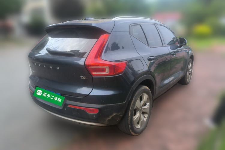 Used Volvo XC40 2021 T4 4x4 SmartDrive Fashion Edition Rear Right 45 Deg