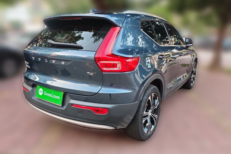 Used Volvo XC40 2021 T4 Four-Wheel Drive Smart Luxury Edition Rear Right 45 Deg
