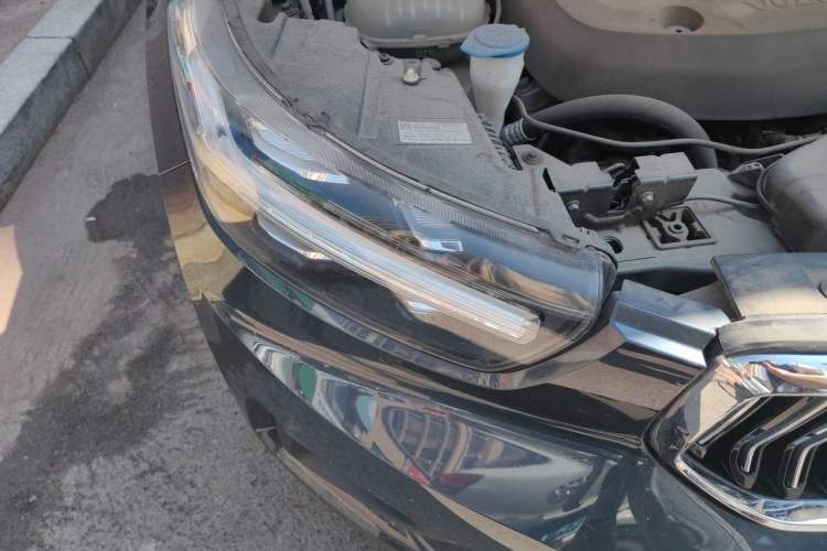 Used Volvo XC40 2021 T4 Four-Wheel Drive Smart Luxury Edition Right Front Headlight
