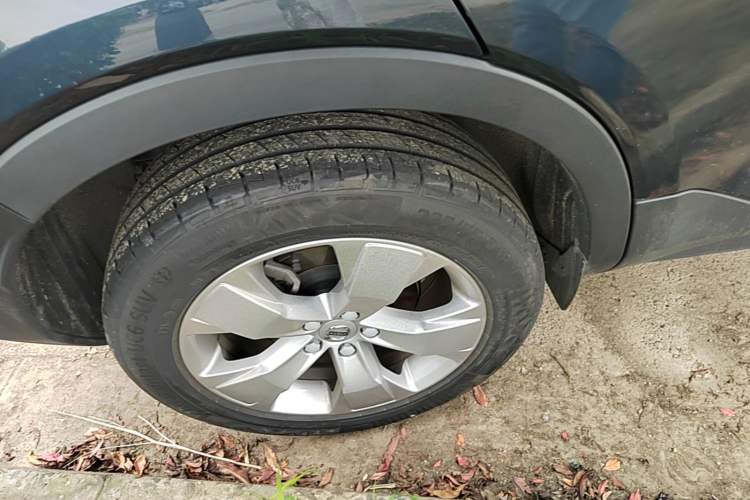 Used Volvo XC40 2021 T4 4x4 SmartDrive Fashion Edition Right Rear Wheel Hub