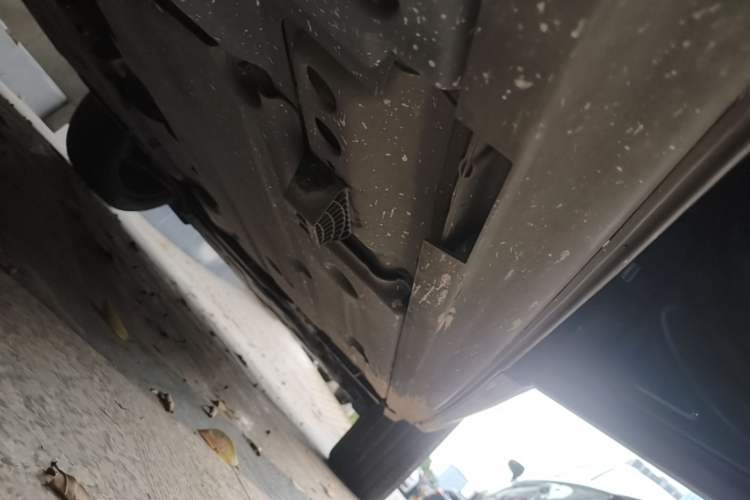 Used Volvo XC40 2021 T4 Four-Wheel Drive Smart Luxury Edition Right Side Sill
