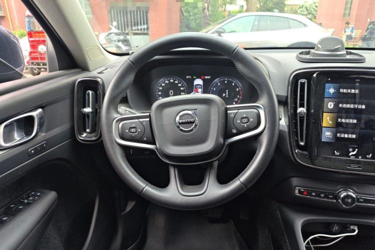 Used Volvo XC40 2021 T4 Four-Wheel Drive Smart Luxury Edition Steering Wheel