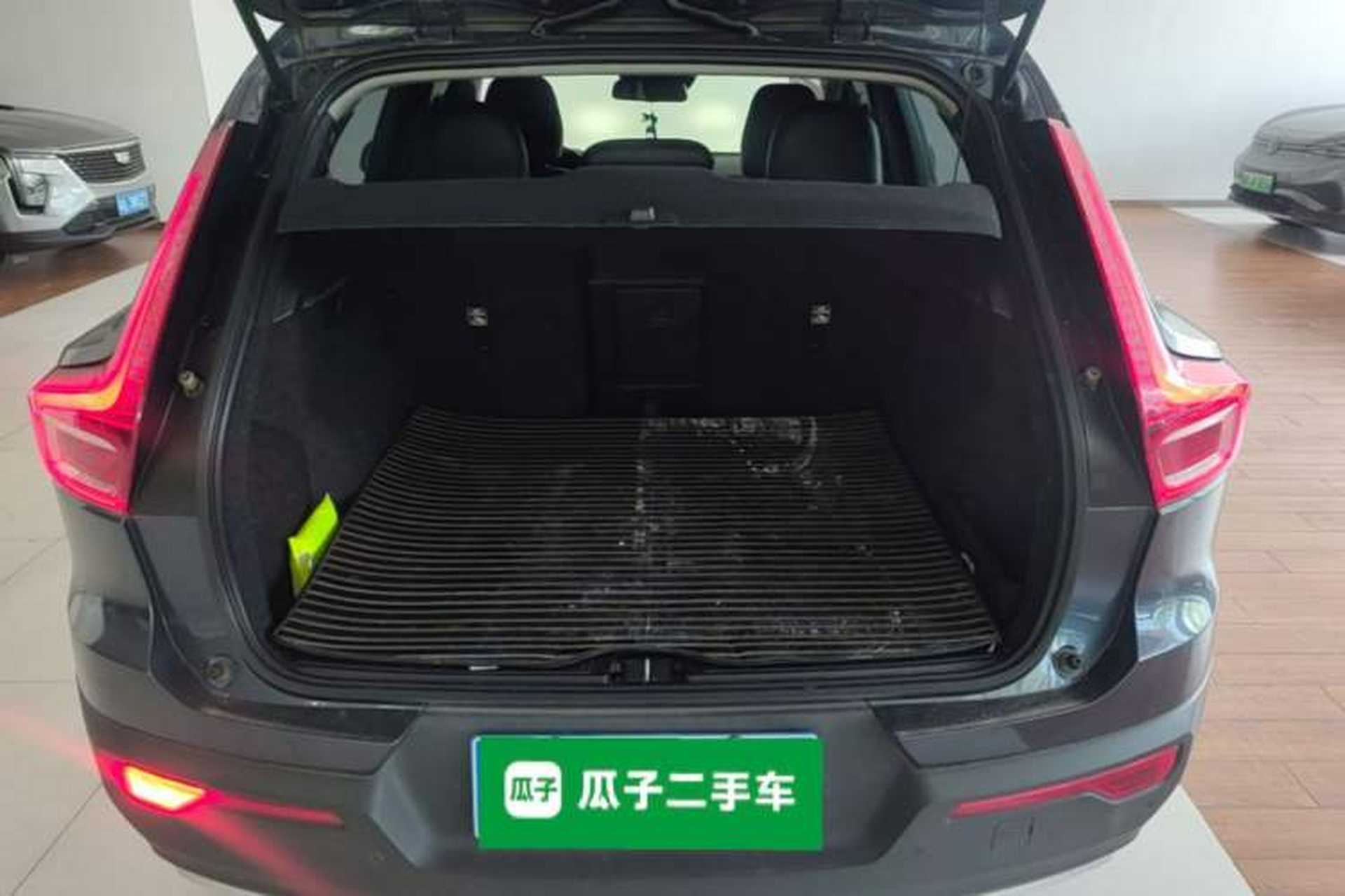 Used Volvo XC40 2021 T4 4x4 SmartDrive Fashion Edition Trunk