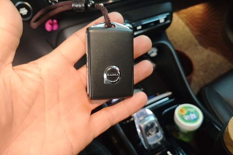 Used Volvo XC40 2021 T4 Four-Wheel Drive Smart Luxury Edition Vehicle Key