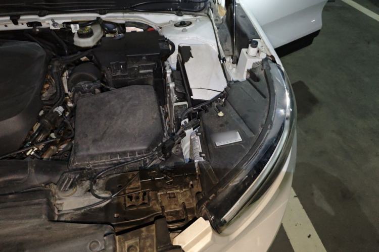 Used Volvo XC40 2021 T4 Four-Wheel Drive Smart & Sporty Edition Engine Bay Left