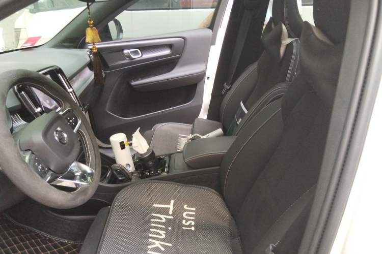 Used Volvo XC40 2021 T4 Four-Wheel Drive Smart & Sporty Edition Left Front Seat