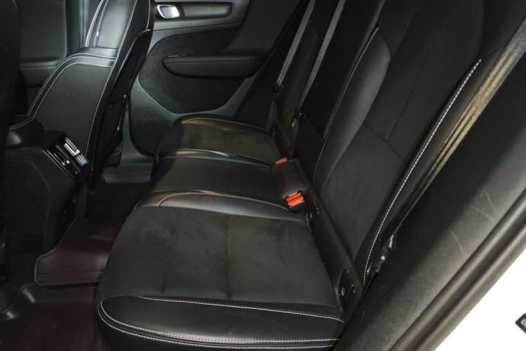 Used Volvo XC40 2021 T4 Four-Wheel Drive Smart & Sporty Edition Left Rear Seat