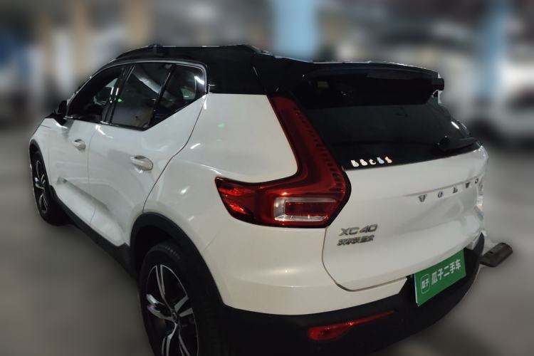 Used Volvo XC40 2021 T4 Four-Wheel Drive Smart & Sporty Edition Rear Left 45 Deg