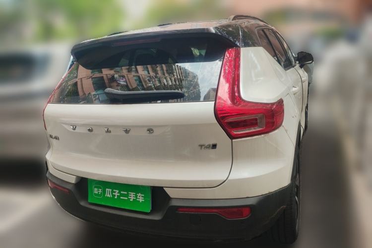 Used Volvo XC40 2021 T4 Four-Wheel Drive Smart & Sporty Edition Rear Right 45 Deg