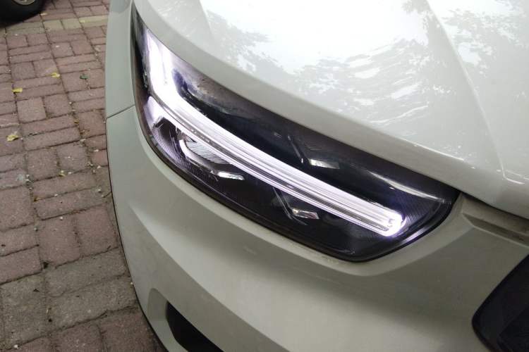 Used Volvo XC40 2021 T4 Four-Wheel Drive Smart & Sporty Edition Right Front Headlight