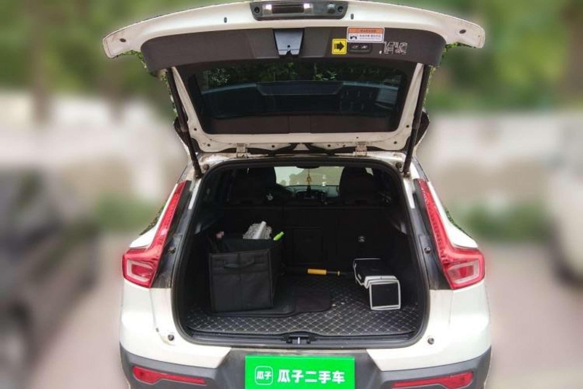 Used Volvo XC40 2021 T4 Four-Wheel Drive Smart & Sporty Edition Trunk