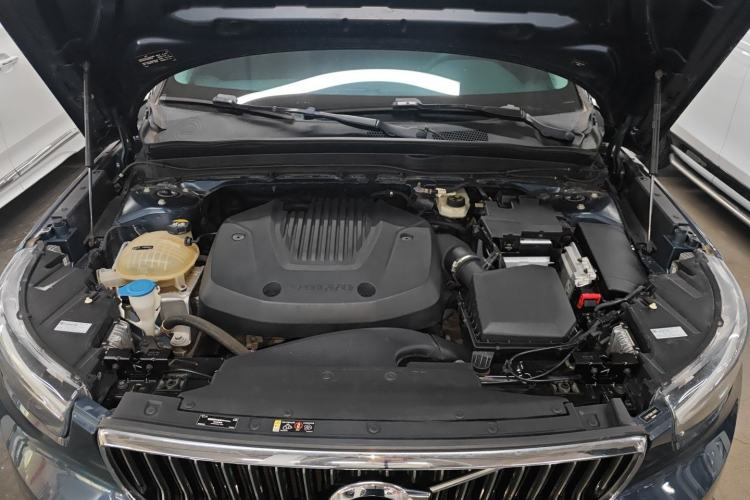 Used Volvo XC40 2021 T3 Zhiyuan Luxury Edition Engine Bay