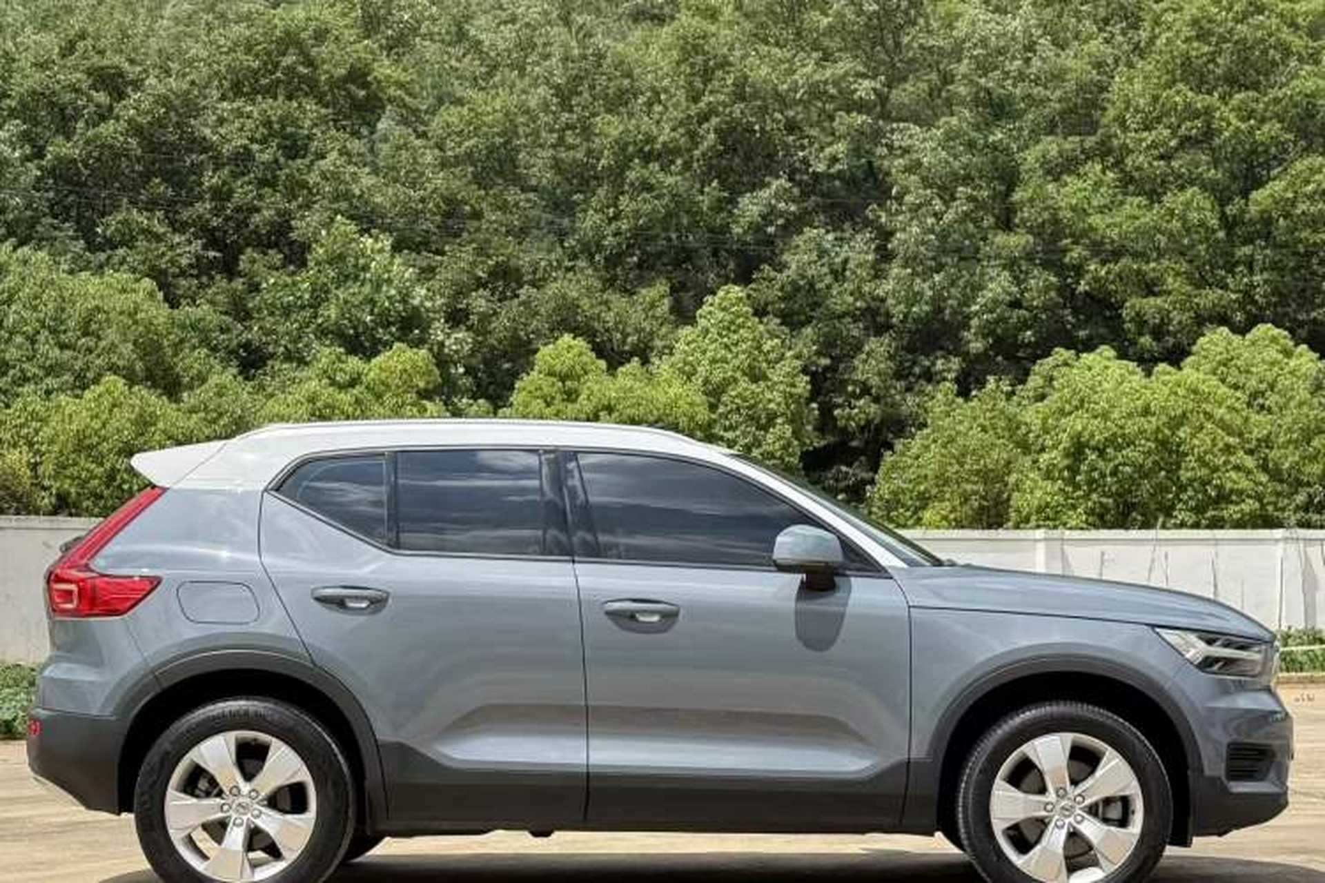 Used Volvo XC40 2021 T4 4x4 SmartDrive Fashion Edition Exterior 4