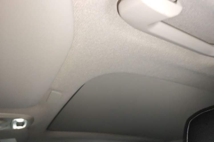 Used Volvo XC40 2021 T3 Smart & Stylish Edition Headliner