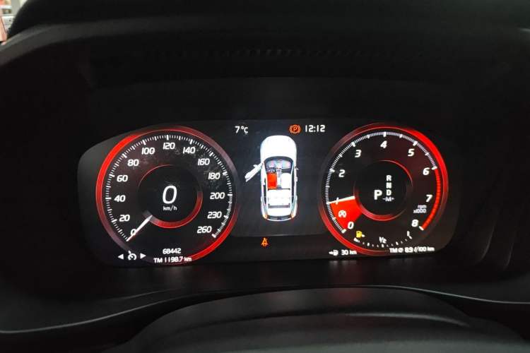 Used Volvo XC40 2021 T3 Zhiyuan Luxury Edition Instrument Cluster