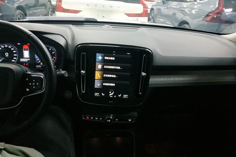 Used Volvo XC40 2021 T4 Four-Wheel Drive Smart Luxury Edition Interior 2