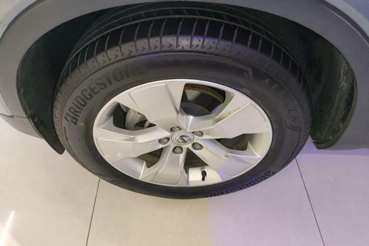 Used Volvo XC40 2021 T3 Smart & Stylish Edition Left Front Wheel Hub