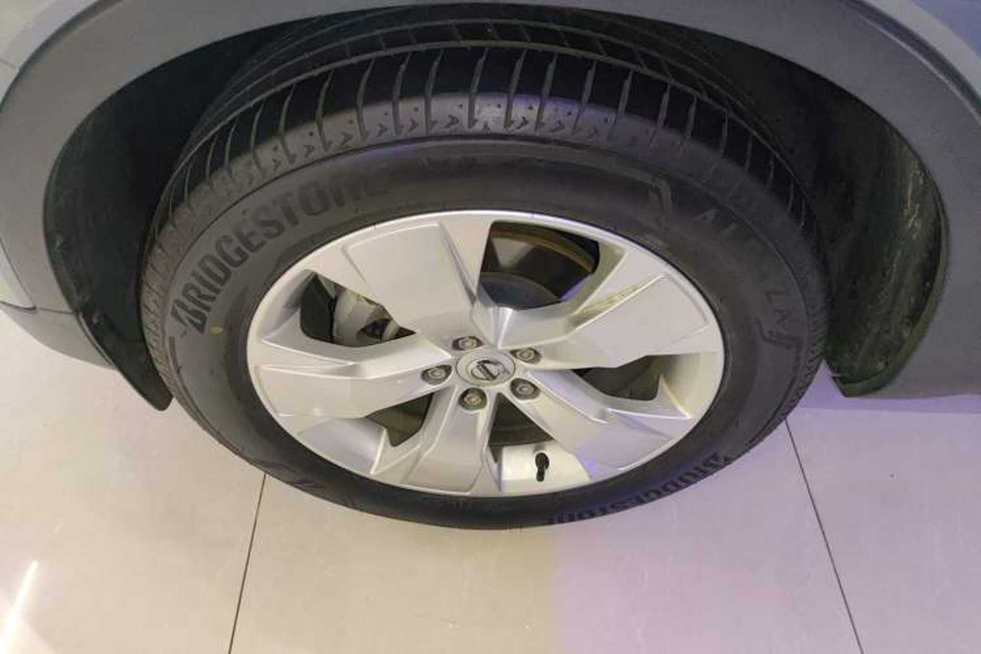 Used Volvo XC40 2021 T3 Smart & Stylish Edition Left Front Wheel Hub