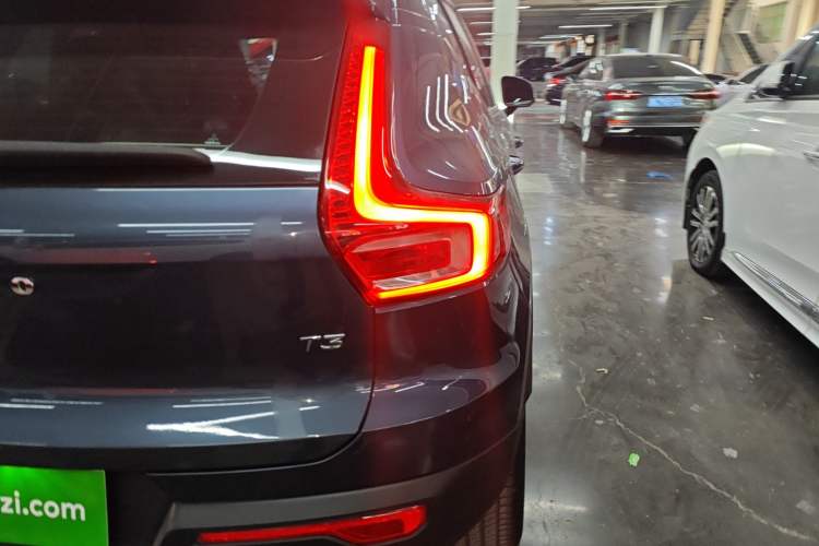 Used Volvo XC40 2021 T3 Zhiyuan Luxury Edition Right Rear Taillight