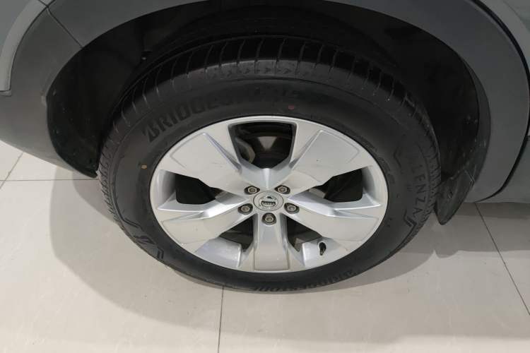 Used Volvo XC40 2021 T3 Smart & Stylish Edition Right Rear Wheel Hub