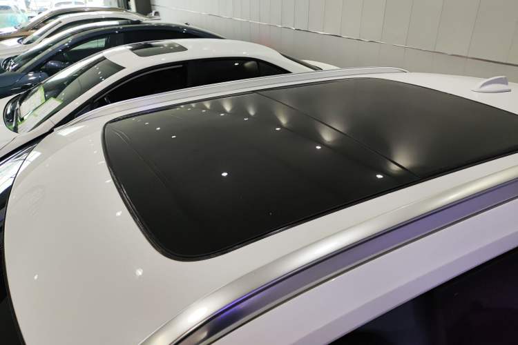 Used Volvo XC40 2021 T3 Smart & Stylish Edition Roof