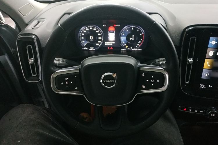 Used Volvo XC40 2021 T4 Four-Wheel Drive Smart Luxury Edition Steering Wheel