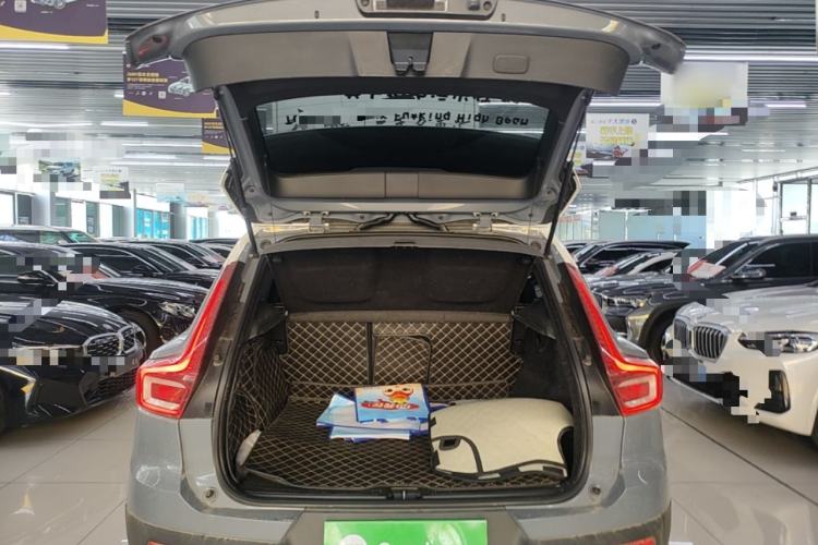 Used Volvo XC40 2021 T3 Smart & Stylish Edition Trunk