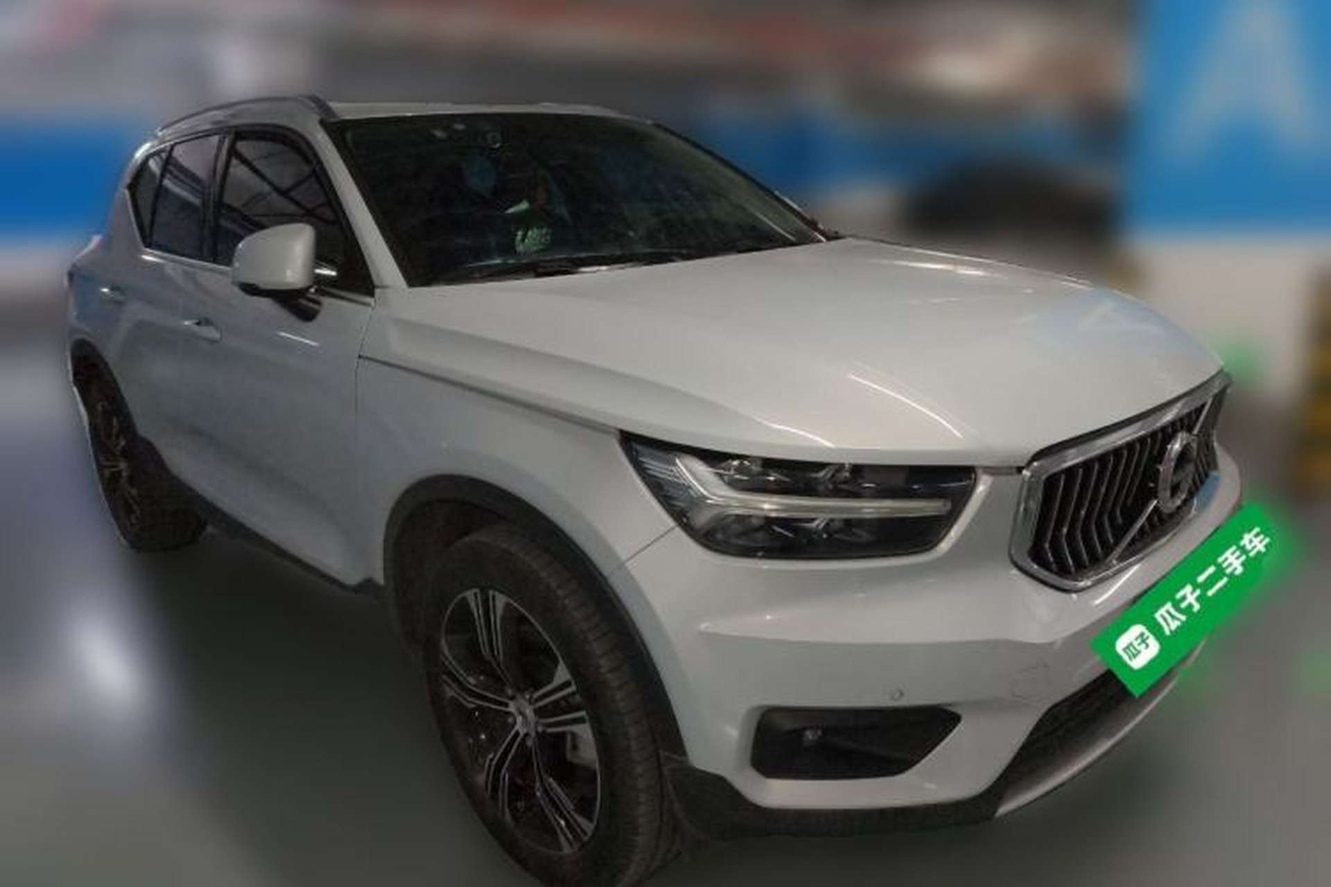 Used Volvo XC40 2021 T4 Four-Wheel Drive Smart Luxury Edition Front Right 45 Deg