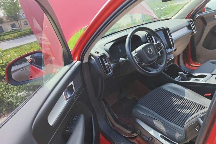 Used Volvo XC40 2021 T3 Smart & Stylish Edition Driver Seat