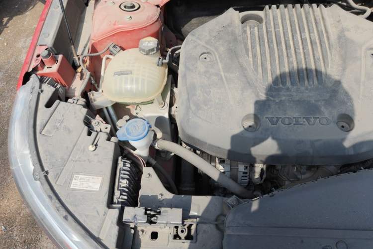 Used Volvo XC40 2021 T3 Smart & Stylish Edition Engine Bay Right