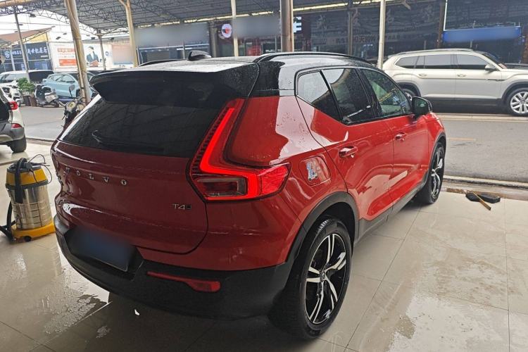 Used Volvo XC40 2021 T4 Four-Wheel Drive Smart & Sporty Edition Exterior 3