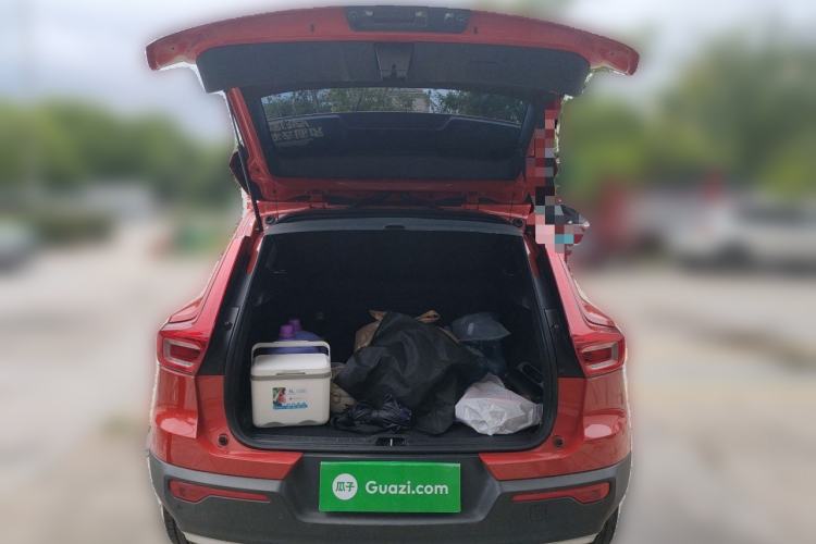 Used Volvo XC40 2021 T4 4x4 SmartDrive Fashion Edition Trunk