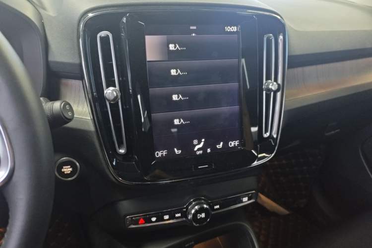 Used Volvo XC40 2021 T4 Four-Wheel Drive Smart Luxury Edition Audio And AC Panel
