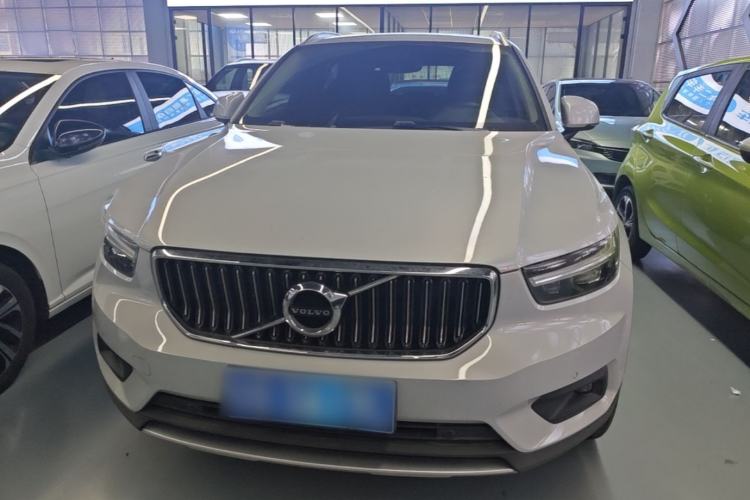 Used Volvo XC40 2021 T4 Four-Wheel Drive Smart Luxury Edition Front