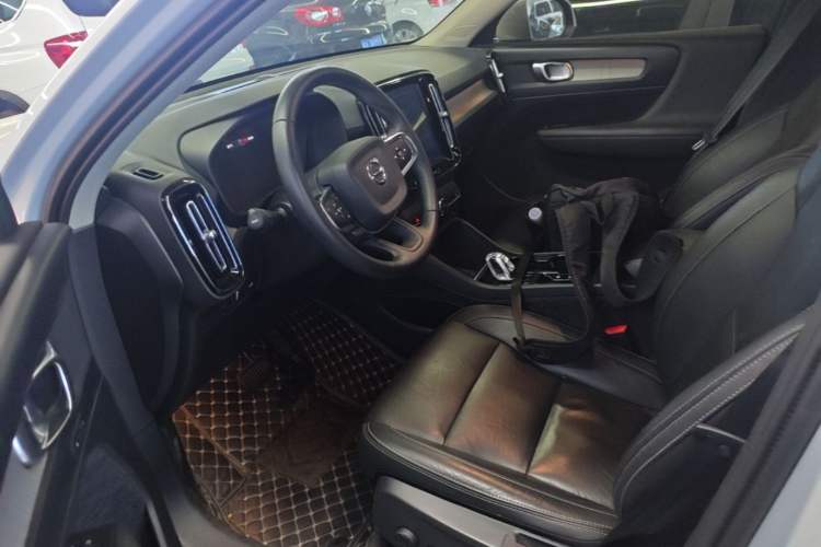 Used Volvo XC40 2021 T4 Four-Wheel Drive Smart Luxury Edition Left Front Seat