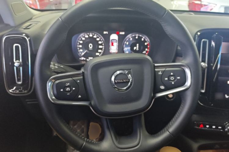 Used Volvo XC40 2021 T4 Four-Wheel Drive Smart Luxury Edition Steering Wheel