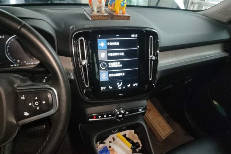 Used Volvo XC40 2021 T4 Four-Wheel Drive Smart Luxury Edition Audio And AC Panel