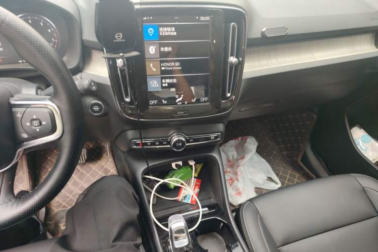 Used Volvo XC40 2021 T4 Four-Wheel Drive Smart Luxury Edition Audio And AC Panel