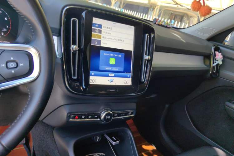 Used Volvo XC40 2021 T3 Smart & Stylish Edition Audio And AC Panel