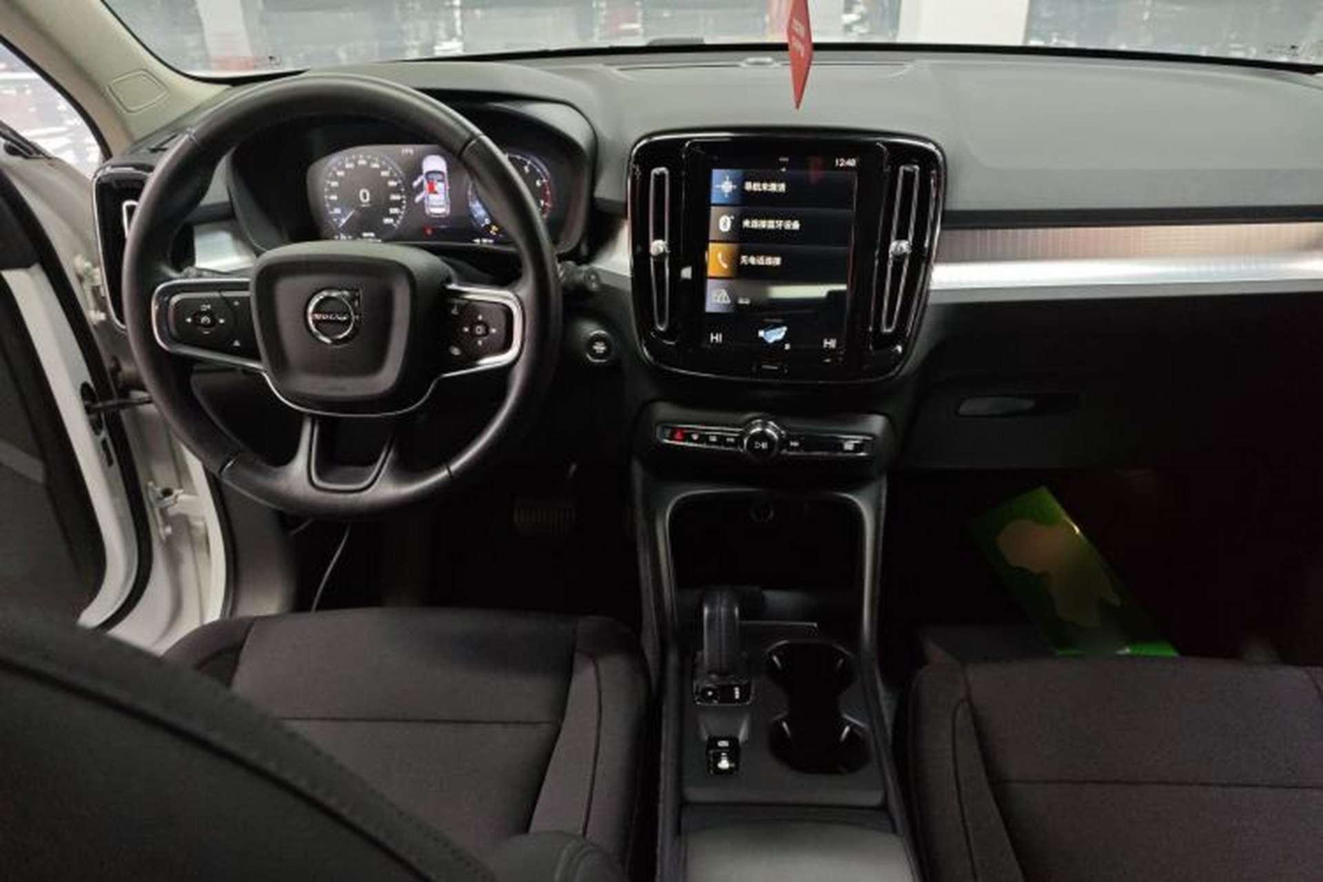 Used Volvo XC40 2021 T3 Smart & Stylish Edition Center Console