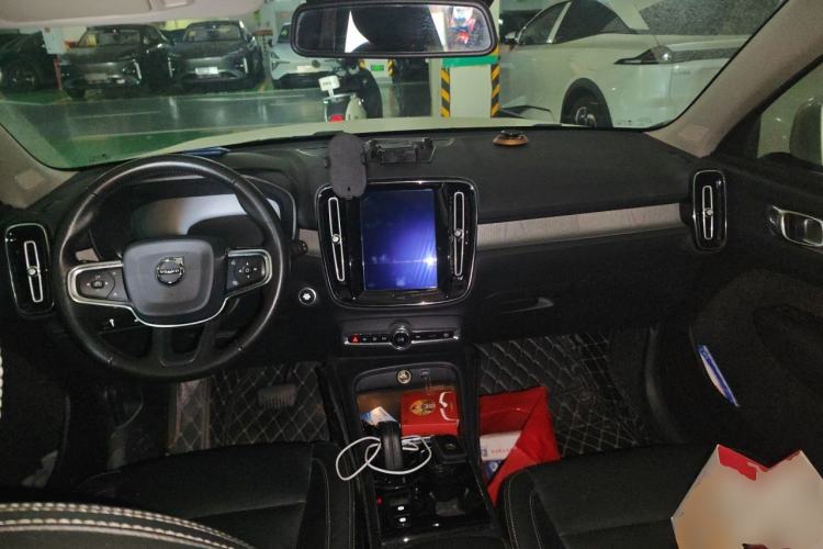 Used Volvo XC40 2021 T3 Zhiyuan Luxury Edition Center Console